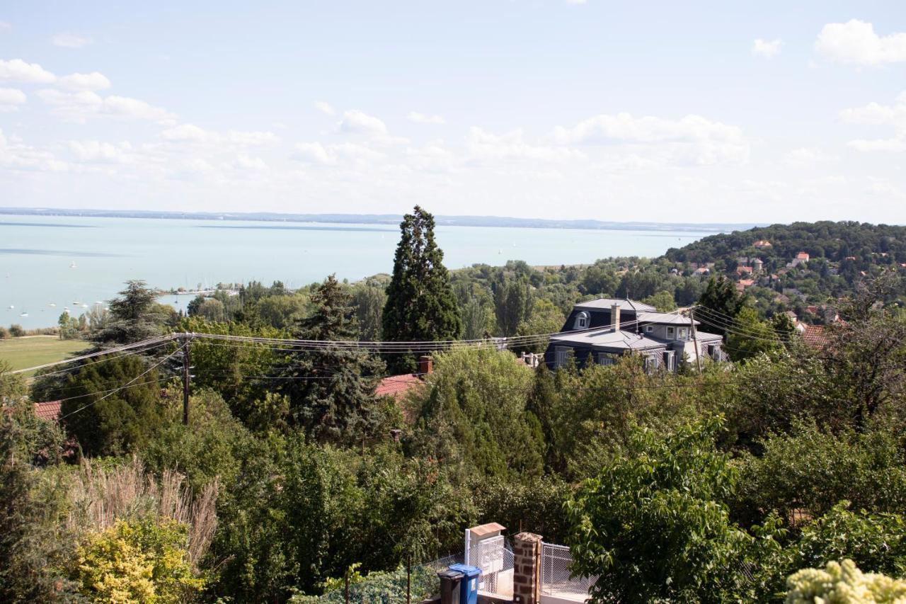 Gyoengyoem Apartman Balatonalmádi Exterior foto
